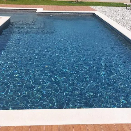 Zara Villa